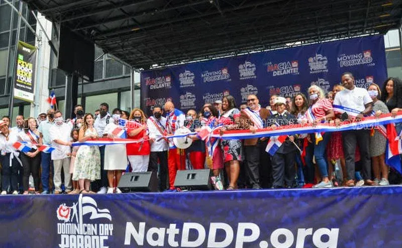 摩登7app下载百度游戏开放平台如何穿搭才能像足球运动员？- 专业指导让您成为时尚球场焦点【SEO优化】